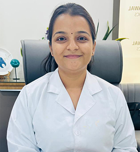 Dr Shruti Panday MDS (Prosthodontist)